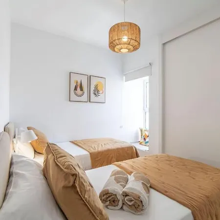 Luxe Verwarmd Zwembad Uitzicht Op De Bergen Rustige Woonwijk 普拉亚布兰卡